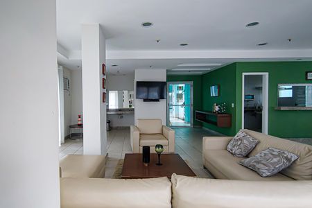 Apartamento à venda com 77m², 2 quartos e 1 vagaÁrea comum