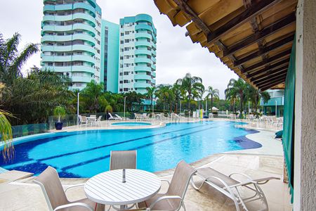 Apartamento à venda com 77m², 2 quartos e 1 vagaÁrea comum