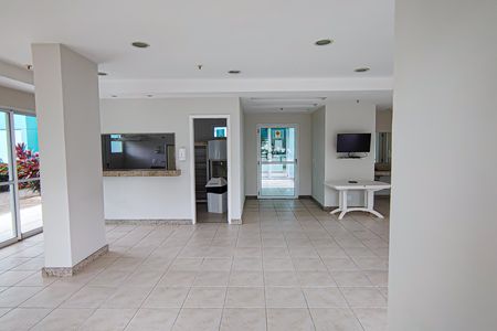 Apartamento à venda com 77m², 2 quartos e 1 vagaÁrea comum