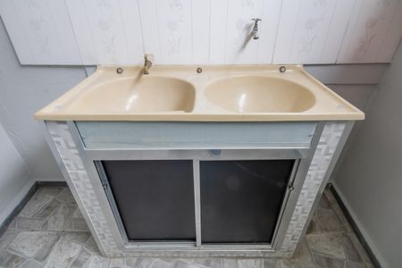 Casa para alugar com 80m², 1 quarto e 1 vagaÁrea de Serviço