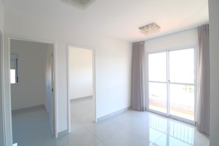 Sala de apartamento para alugar com 2 quartos, 45m² em Vila Isa, São Paulo