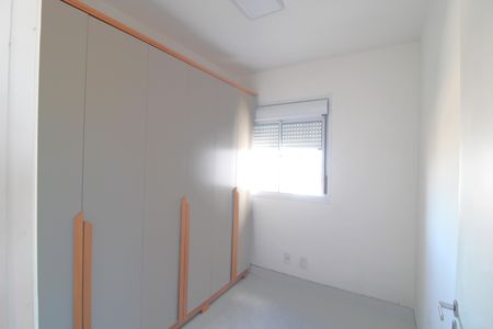 Quarto 2 de apartamento para alugar com 2 quartos, 45m² em Vila Isa, São Paulo