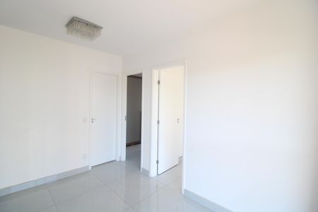 Sala de apartamento para alugar com 2 quartos, 45m² em Vila Isa, São Paulo