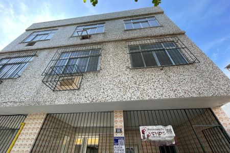 Apartamento à venda com 80m², 2 quartos e 1 vagaFachada e Placa