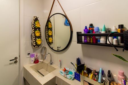 Apartamento à venda com 36m², 2 quartos e sem vaga Apartamento à venda com 36m², 2 quartos e sem vagaBanheiro