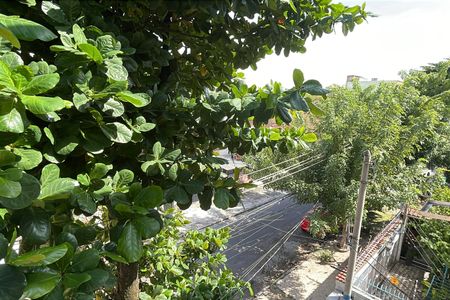 Apartamento à venda com 79m², 2 quartos e 1 vagaVista da sala