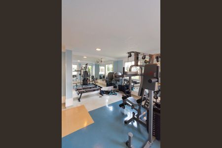 Apartamento à venda com 126m², 3 quartos e 2 vagas Apartamento à venda com 126m², 3 quartos e 2 vagasÁrea comum - Academia