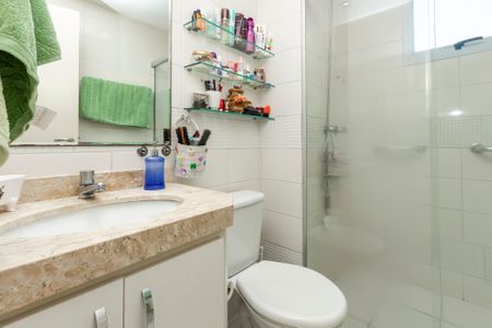 Apartamento à venda com 126m², 3 quartos e 2 vagas Apartamento à venda com 126m², 3 quartos e 2 vagasBanheiro da Suíte
