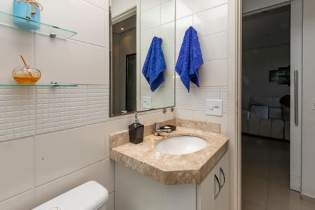 Apartamento à venda com 126m², 3 quartos e 2 vagas Apartamento à venda com 126m², 3 quartos e 2 vagasBanheiro