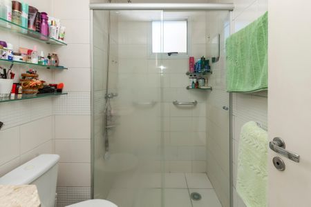 Apartamento à venda com 126m², 3 quartos e 2 vagas Apartamento à venda com 126m², 3 quartos e 2 vagasBanheiro da Suíte