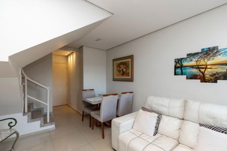 Apartamento à venda com 126m², 3 quartos e 2 vagas Apartamento à venda com 126m², 3 quartos e 2 vagasSala