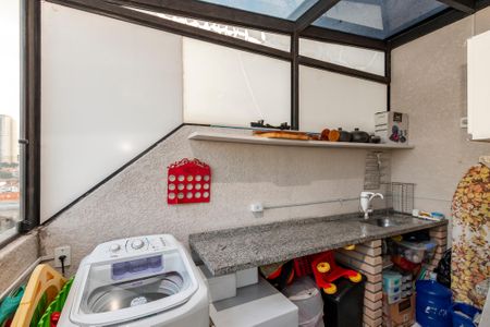 Apartamento à venda com 126m², 3 quartos e 2 vagas Apartamento à venda com 126m², 3 quartos e 2 vagasCobertura