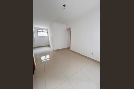 Apartamento à venda com 130m², 3 quartos e 2 vagasSala