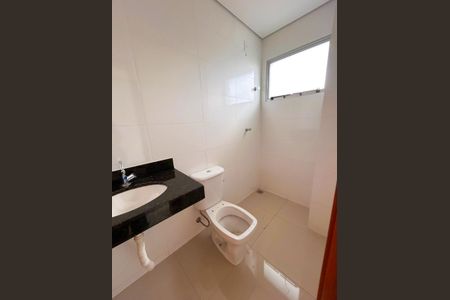Apartamento à venda com 130m², 3 quartos e 2 vagasSuíte Banheiro