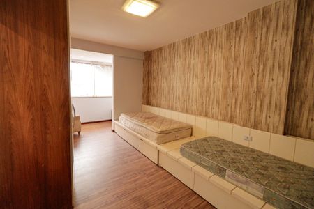 Apartamento à venda com 488m², 5 quartos e 3 vagasQuarto 2