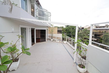 Apartamento à venda com 488m², 5 quartos e 3 vagasVaranda da Sala