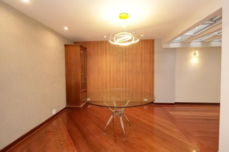 Apartamento à venda com 488m², 5 quartos e 3 vagasSala