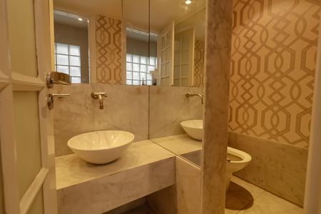 Apartamento à venda com 488m², 5 quartos e 3 vagasLavabo