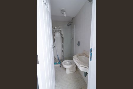 Apartamento à venda com 488m², 5 quartos e 3 vagasBanheiro de Serviço