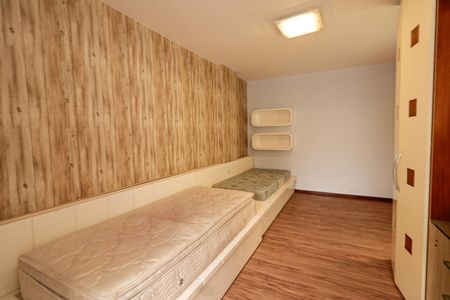 Apartamento à venda com 488m², 5 quartos e 3 vagasQuarto 2