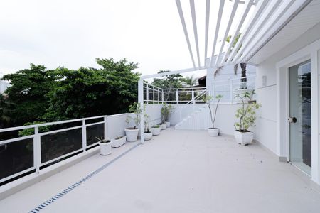 Apartamento à venda com 488m², 5 quartos e 3 vagasVaranda da Sala