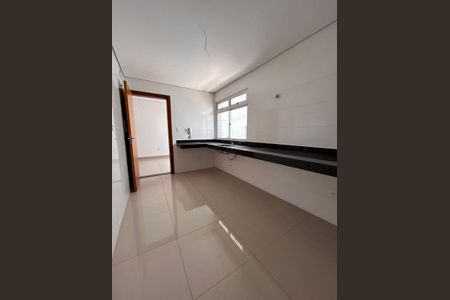 Apartamento à venda com 130m², 3 quartos e 2 vagasCozinha