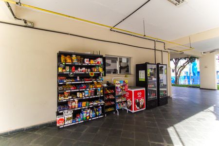 Apartamento para alugar com 58m², 2 quartos e 1 vagaÁrea Comum Mercadinho