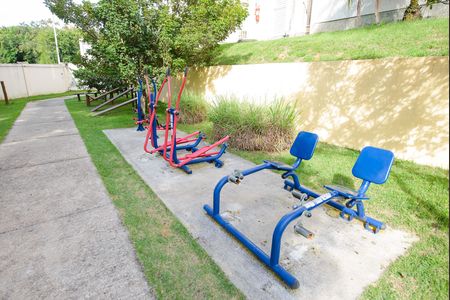 Apartamento para alugar com 49m², 2 quartos e 1 vaga Apartamento para alugar com 49m², 2 quartos e 1 vagaÁrea comum - Academia ao Ar Livre