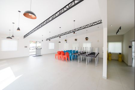 Apartamento para alugar com 49m², 2 quartos e 1 vaga Apartamento para alugar com 49m², 2 quartos e 1 vagaÁrea comum - Salão de festas