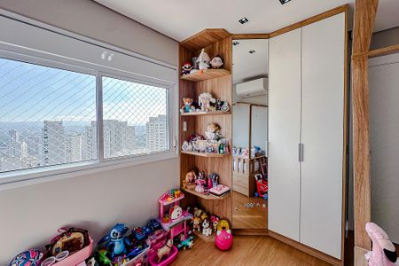 Apartamento à venda com 144m², 3 quartos e 2 vagasQuarto 2 - Suíte
