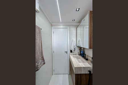 Apartamento à venda com 144m², 3 quartos e 2 vagasBanheiro da Suíte 3