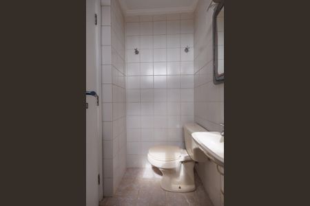 Apartamento para alugar com 100m², 3 quartos e 2 vagasBanheiro da Área de Serviço