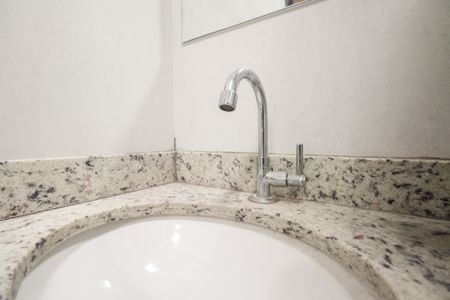 Apartamento à venda com 40m², 2 quartos e sem vagaBanheiro