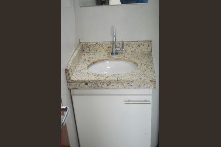 Apartamento à venda com 40m², 2 quartos e sem vagaBanheiro