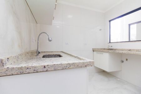 Apartamento à venda com 40m², 2 quartos e sem vaga Apartamento à venda com 40m², 2 quartos e sem vagaCozinha e Área de Serviço