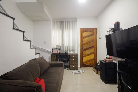 Casa de condomínio à venda com 70m², 2 quartos e 2 vagasSala