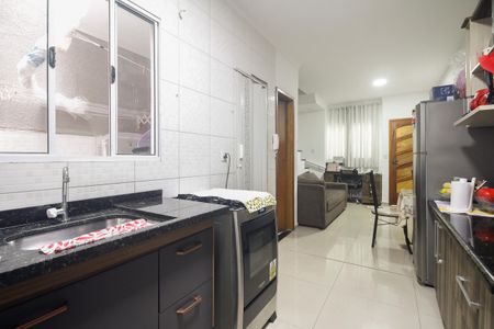 Casa de condomínio à venda com 70m², 2 quartos e 2 vagasCozinha