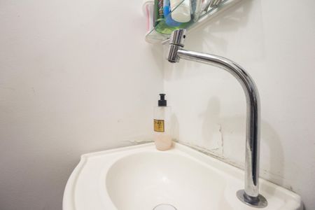 Casa de condomínio à venda com 70m², 2 quartos e 2 vagasLavabo