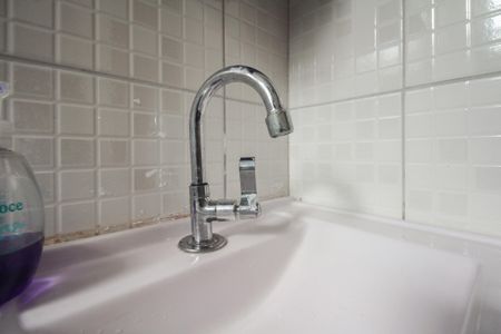 Casa de condomínio à venda com 70m², 2 quartos e 2 vagasBanheiro Suíte 1