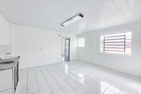 Casa para alugar com 68m², 3 quartos e sem vaga Casa para alugar com 68m², 3 quartos e sem vagaCozinha / Lavanderia