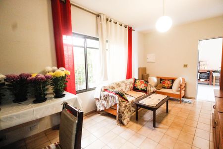 Casa à venda com 581m², 10 quartos e 5 vagas Casa à venda com 581m², 10 quartos e 5 vagasSala casa 1