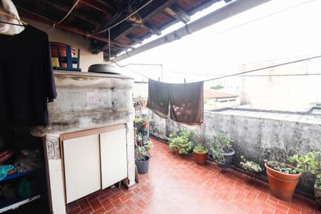 Casa à venda com 581m², 10 quartos e 5 vagas Casa à venda com 581m², 10 quartos e 5 vagasÁrea de serviço casa 4