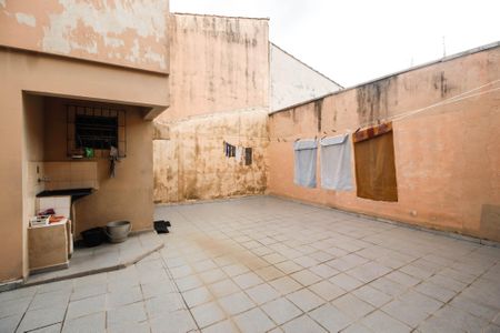 Casa à venda com 581m², 10 quartos e 5 vagas Casa à venda com 581m², 10 quartos e 5 vagasÁrea de serviço casa 3