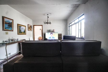 Casa à venda com 581m², 10 quartos e 5 vagas Casa à venda com 581m², 10 quartos e 5 vagasSala casa 4