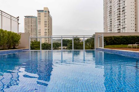 Apartamento à venda com 130m², 4 quartos e 2 vagasÁrea comum - Piscina