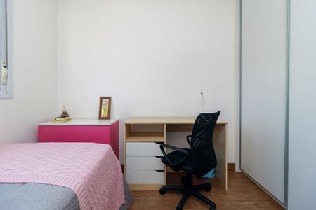 Apartamento à venda com 130m², 4 quartos e 2 vagasQuarto 3