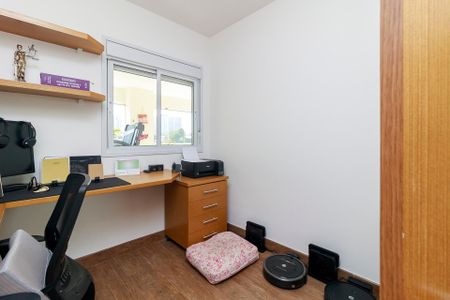 Apartamento à venda com 130m², 4 quartos e 2 vagasQuarto 2