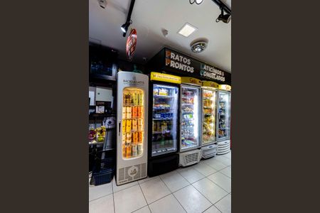 Apartamento à venda com 130m², 4 quartos e 2 vagasÁrea comum - Mini Mercado