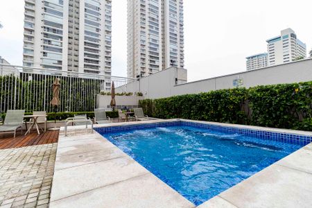 Apartamento à venda com 130m², 4 quartos e 2 vagasÁrea comum - Piscina