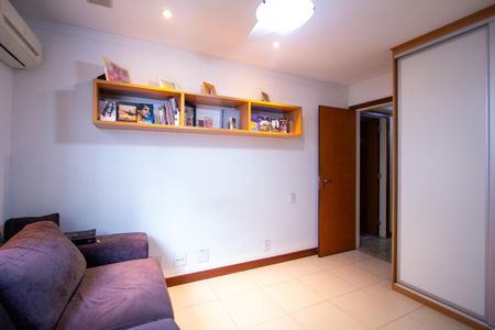Apartamento à venda com 261m², 4 quartos e 3 vagasQuarto 1